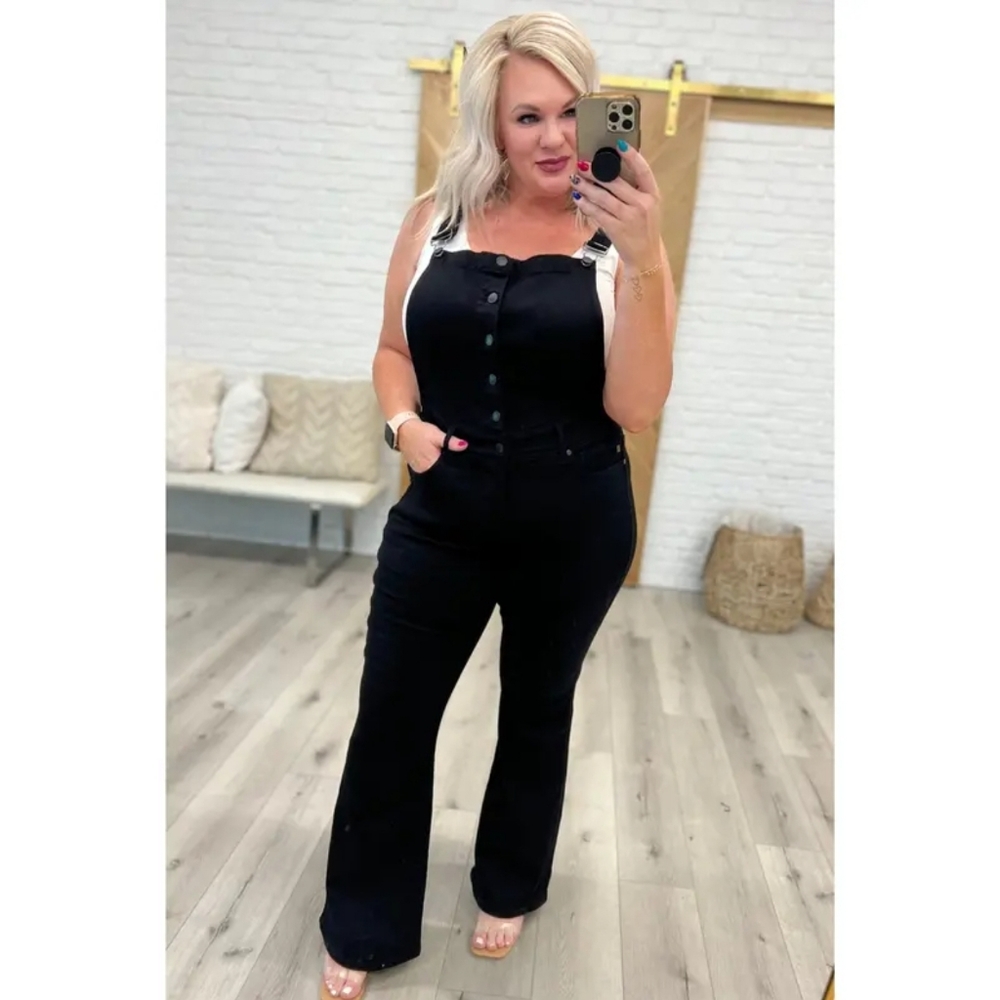 Judy Blue Reg/Plus Tummy Control FlareOveralls in Black